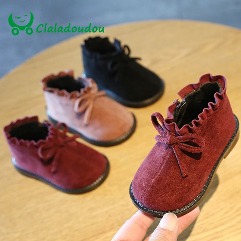 Claladoudou 12-15.5CM Brand Suede Winter Shoes Baby Black Red Princess
Cute Bow Ruffle Toddler Fringe Boots Infant Winter Flats