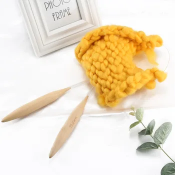 

Hot 25/20/25mm Bamboo Knitted Crochet Hook Thick Sweater Knitting Needles Stitch Carpet Ring Needle Tool DO2