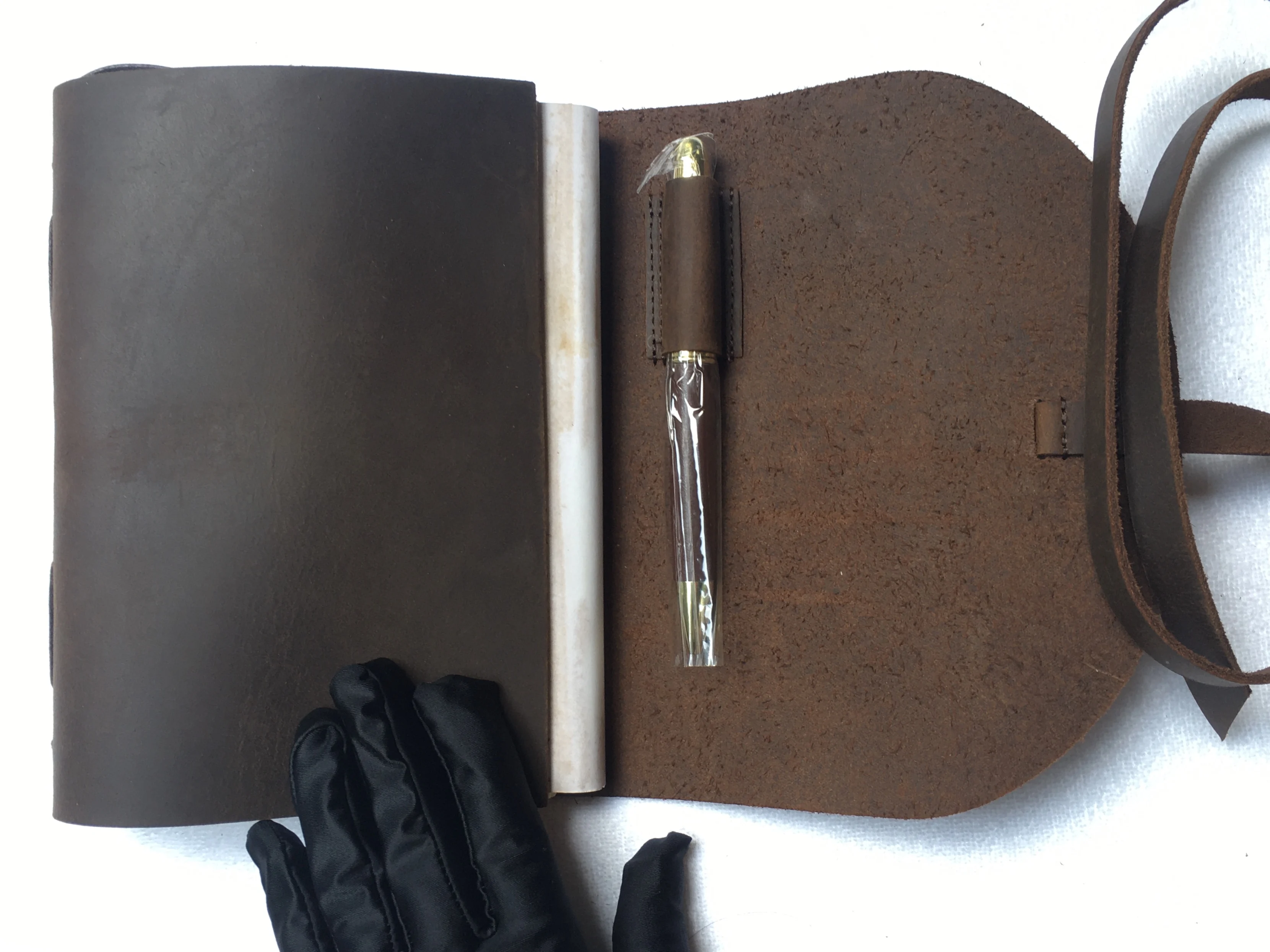 

Vintage crazy horse leather travel journals/diary notebooks 360 pages with pen