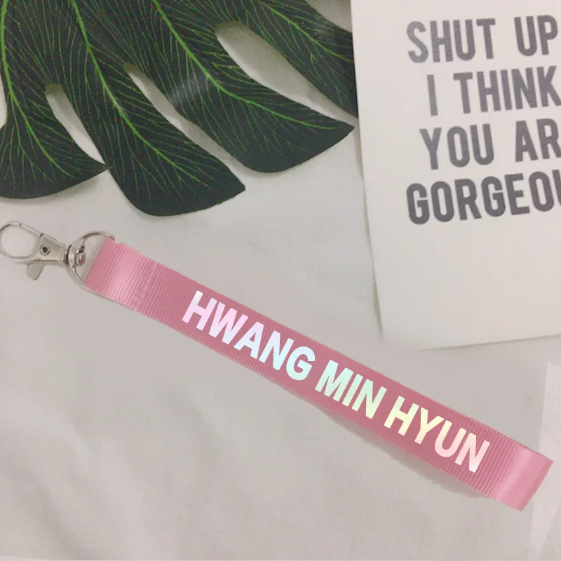 Kpop WANNA ONE брелок имя члена Модный кулон брелок для мобильного телефона висячая Пряжка Застежка-молния Съемник Kpop wanna one брелок