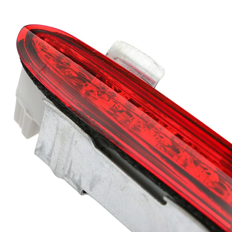 

31.5*2.5*3.5 cm Plastic LED Brake Light Stop Lamp For Mercedes-Benz CLK280 CLK350 CLK50 2098201056