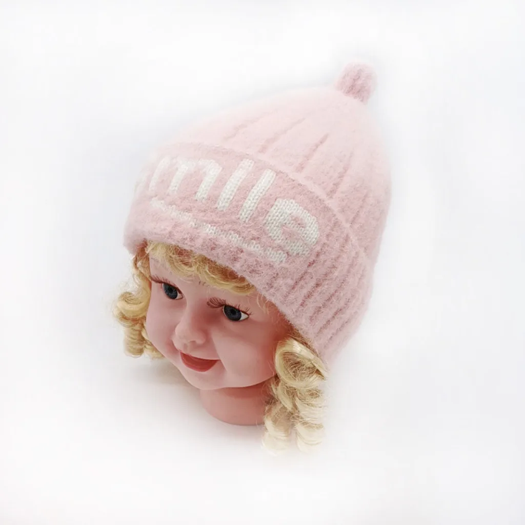 Осенне-зимняя теплая вязаная шапка-ушанка с буквенным принтом «кроше» для новорожденных девочек и мальчиков; модная плотная шапка из смеси кашемира