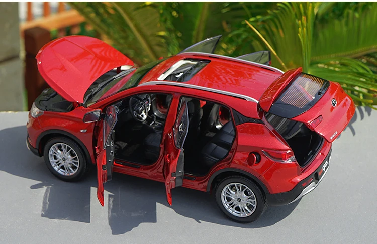 Юго-Восточный двигатель 1:18 Dongnan DX3 модель из цинкового сплава с небольшим подарком