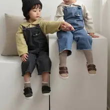 Стиль, джинсовые комбинезоны для мальчиков и девочек, весенние модные детские штаны, 1-7 лет, HJ313