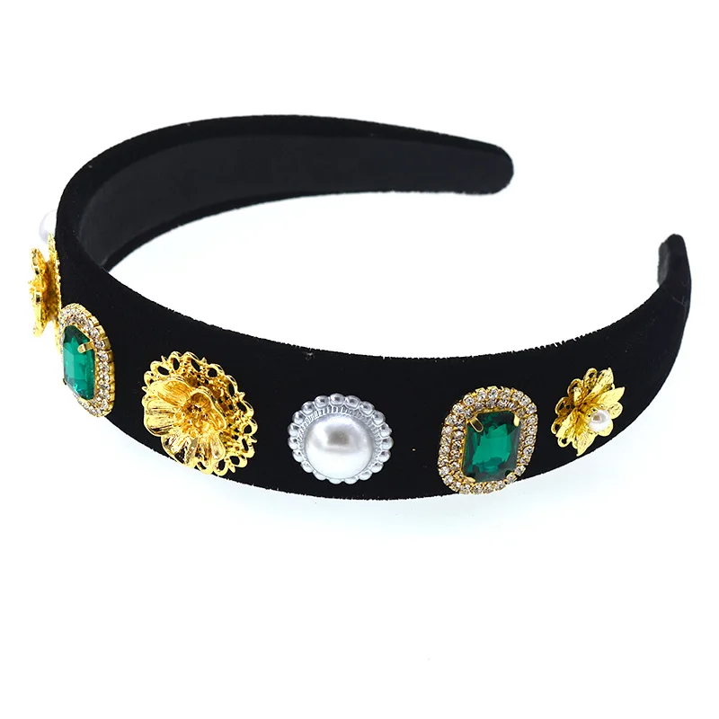 11299893195_1938295935