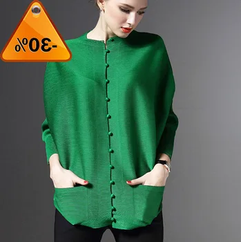 

Summer 2020 Spring New Pleated Clothing For Women Single-breasted Shirt Loose Large Size Pleated Sunscreen Blouse