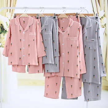 

Cotton Crepe Carrot Printing Parent-child Wear Pajamas Suit Couple Children Long-sleeved Loose Homewear Air-conditioned Clothing