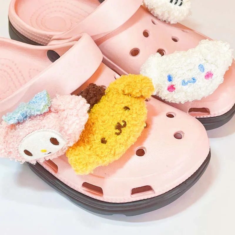 Kitty Children Crocs Clogs Charms Women's Shoes Decorations Accessories Charm Fit for Crocs Jeans Set Cinnamorolled JIBZ Gifts