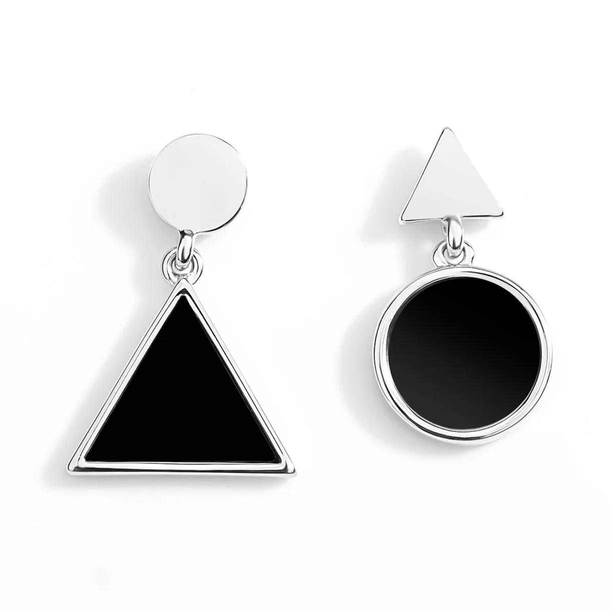 

Metal Earring for Women Irregular Geometric Black Stud Earrings Girls Europe America Style Earring Vintage Drop Simple Jewelry