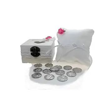 

Docolastra Arras's wedding sets scripture with cash box and Vintage cushion