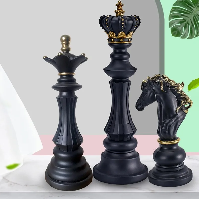 Set De 3 Estatuas Decorativas De Ajedrez En Resina – Figuras De Rey, Caballo Y Alfil, Estilo Retro Y Elegante Para Oficina O Salón