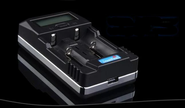 2шт TrustFire 18650 3,7 в 2400 мАч литиевые защищенные аккумуляторы+ TrustFire TR-011 цифровой Интеллектуальный 2 слота зарядное устройство