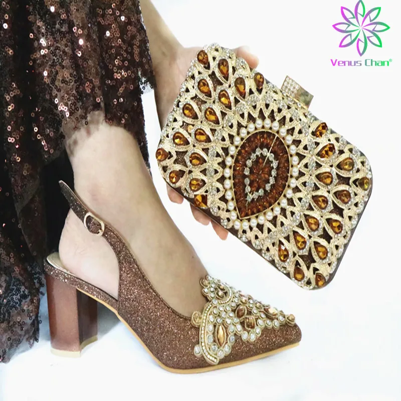 Новое поступление 2020 туфли и сумочки на квадратном каблуке кофейного цвета новый