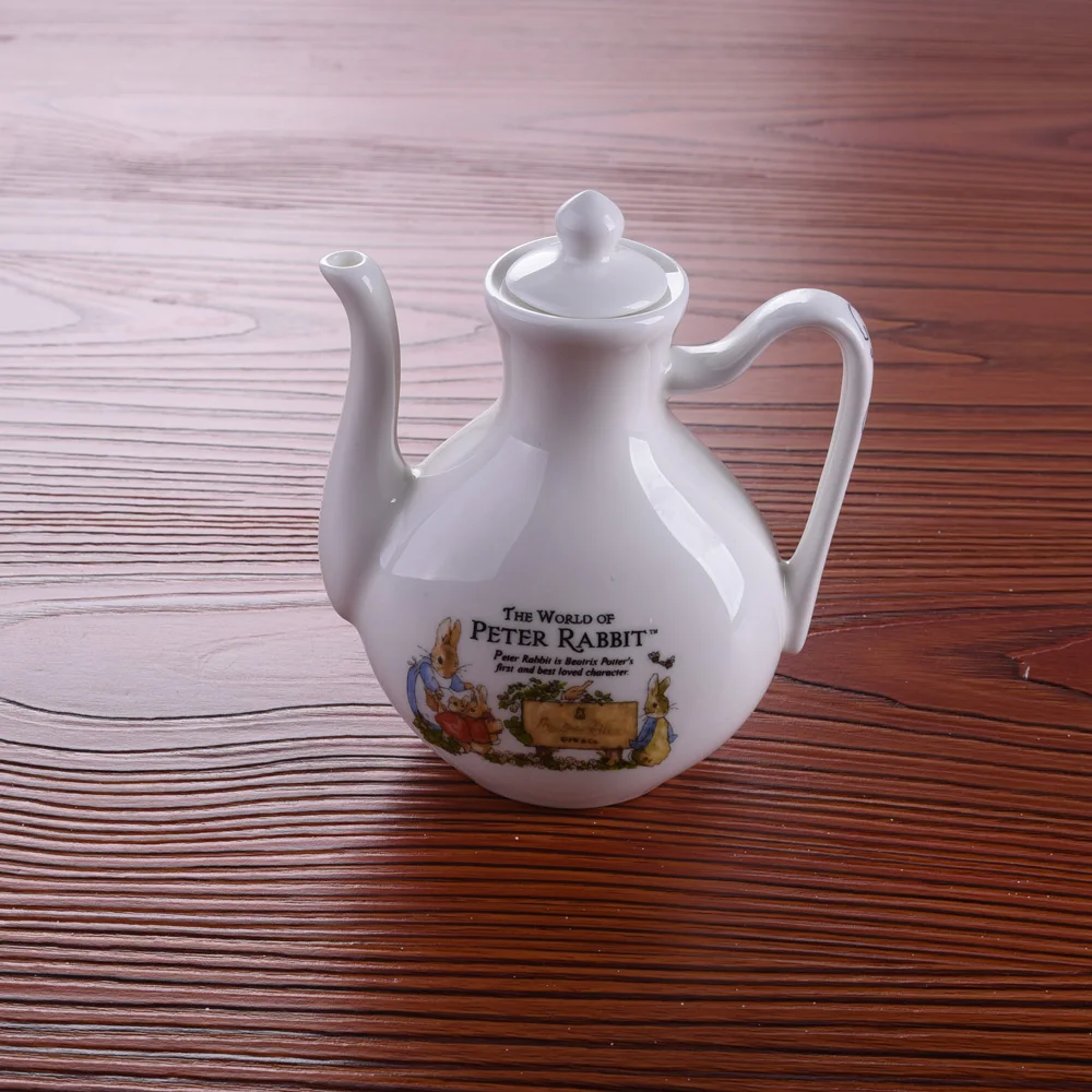 Bone Porcelain Sauce and Vinegar Bottle Condiment Bottle Soy Sauce Bottle Chilli Oil Bottle Kitchen Condiment Bottle Bottle Smal - Цвет: A