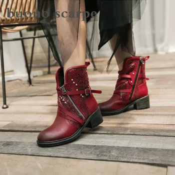 

2019 new autumn thick bottom female short tube locomotive thick with Martin boots