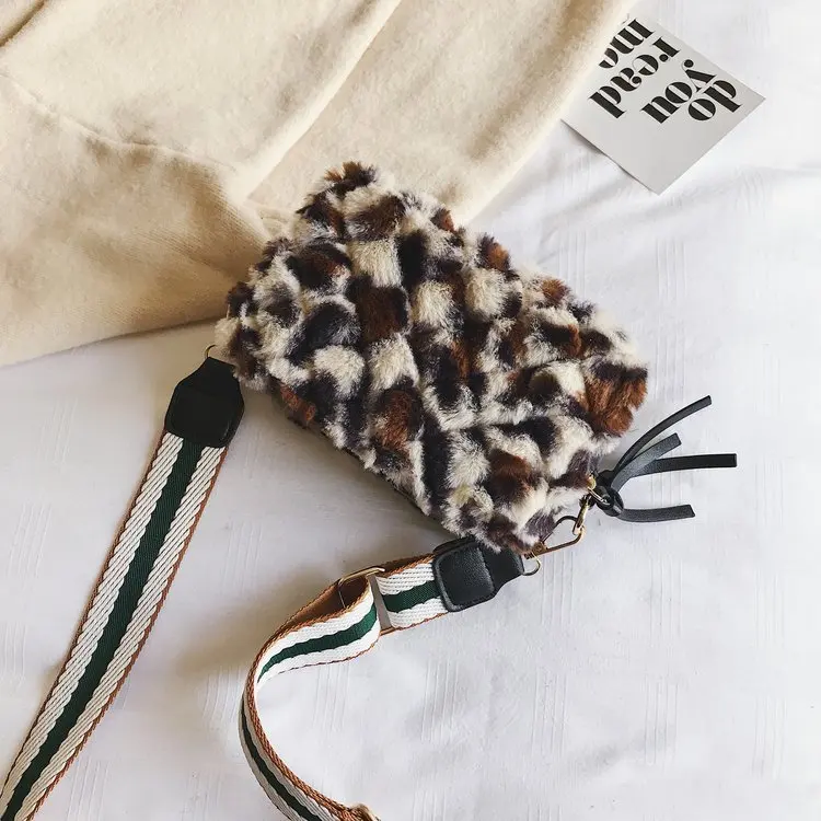 

WOMEN'S Fashion Handbag Simple Maomao Bag Trend Leopord Pattern Rhombus Square Sling Bag Crossbody Bag