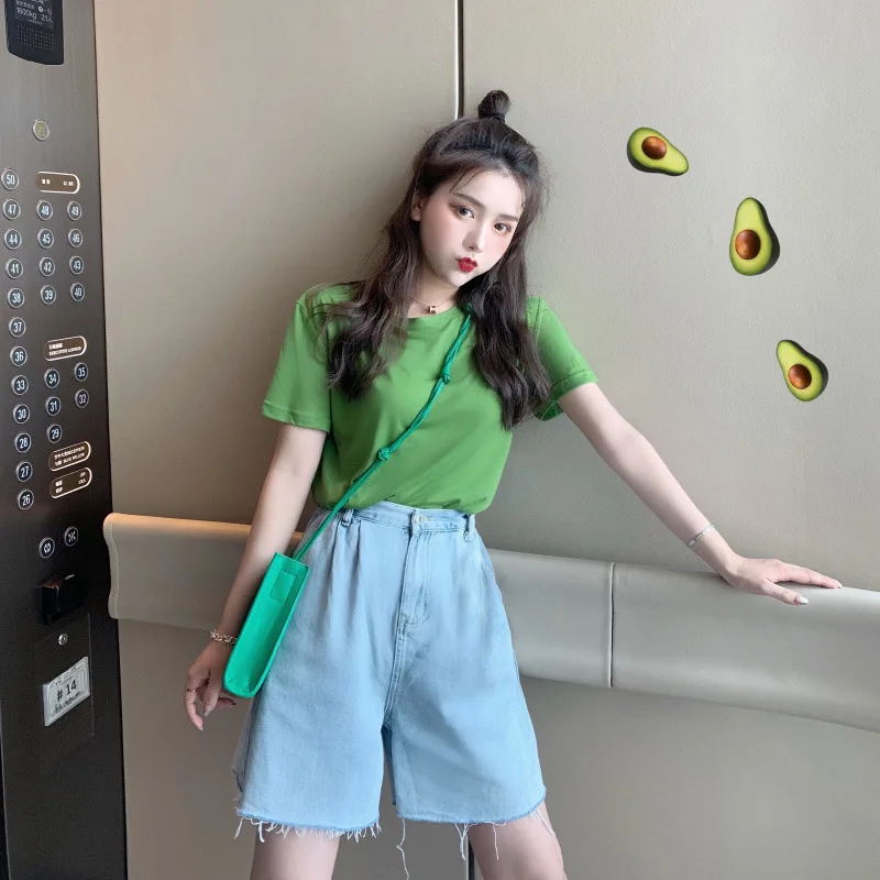 

Photo Shoot 2019cec Avocado Green T-shirt WOMEN'S Short Sleeved + Light Color High-waisted Cowboy Dad Shorts
