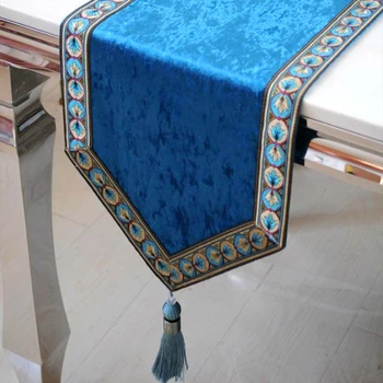 

Peacock Blue Velvet High-grade Table Runners Embroidered Solid Throw Runner Luxury Tassels Table Cloth Covers Home Decoration