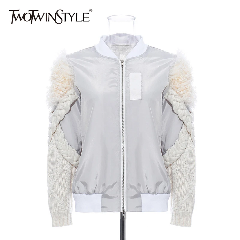 Женская меховая куртка TWOTWINSTYLE разноцветная Повседневная с высоким воротником и
