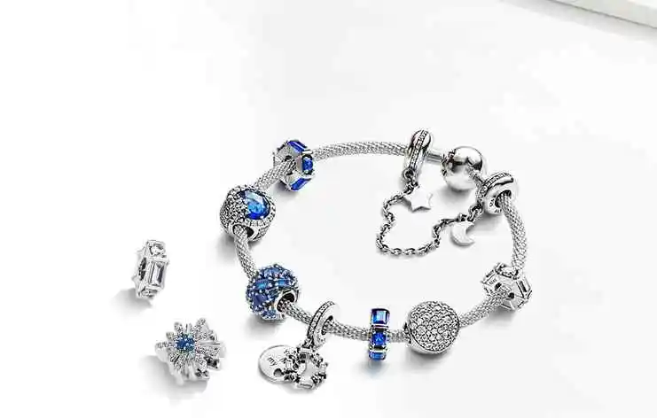 

Kaliyah Shop Original 1:1 100% 925 Pure Silver New Niche Design Safety Button Girl Star And Moon Bracelet Gift First Choice Free