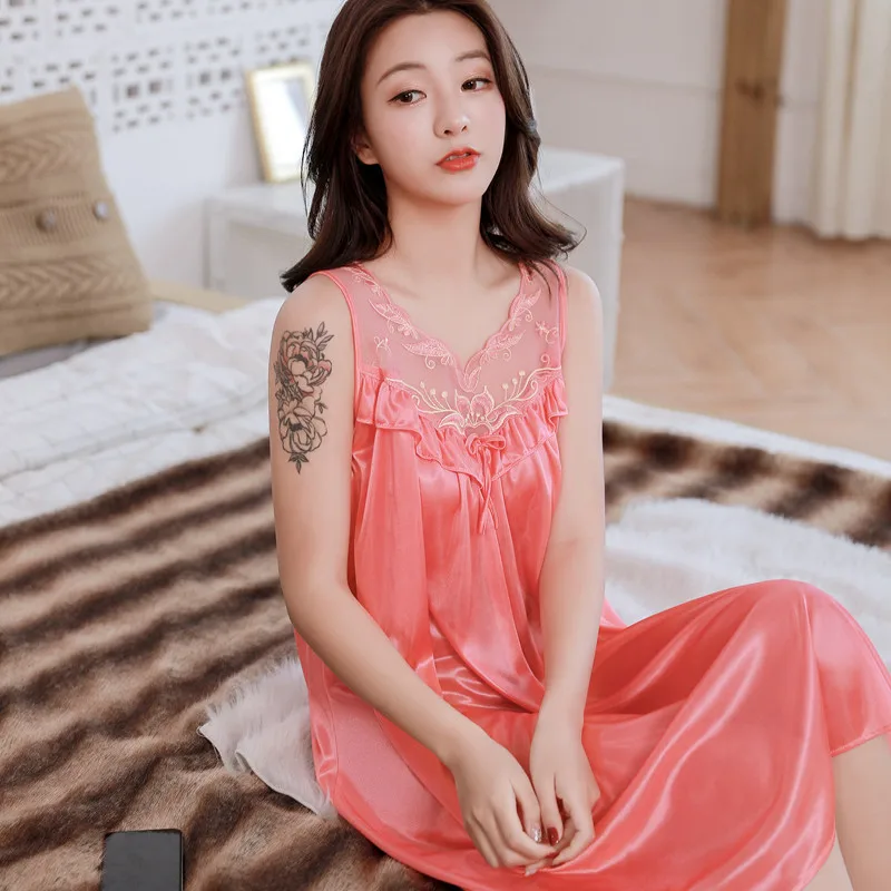 Women Sexy Silk Nightgown Embroidery Lace Bath Gown Nightdress Summer Sleepwear Wedding Night Dress Nighti Robe Plus Size XXXL