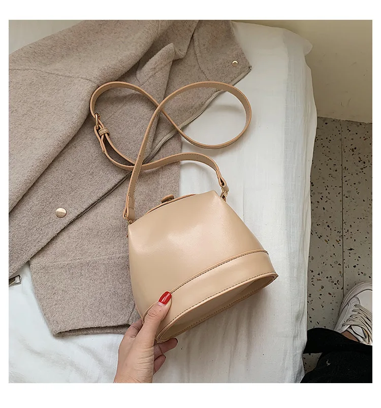 12175408365_220815544