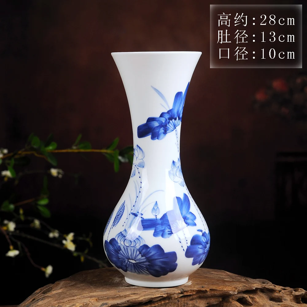 

Jingdezhen Ceramics Best China Craft Supplies Decoration Freehand Blue and White Porcelain Vase Simple Modern Decoration 8 Model