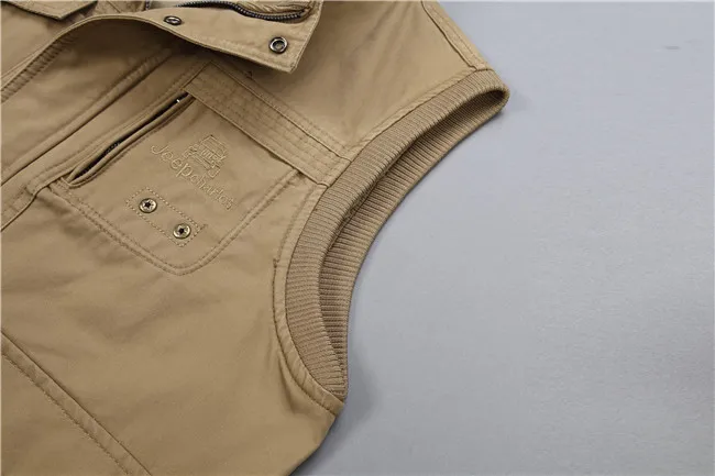 Outdoor Casual Multi-pockets Men Spring And Autumn New Style Waistcoat Pure Cotton Vest Male Vest 1606