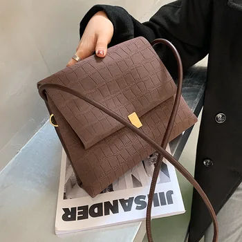 

Casual retro frosted small bag female bag2020autumn and winter new fashion all-match messenger bag high quality small square bag