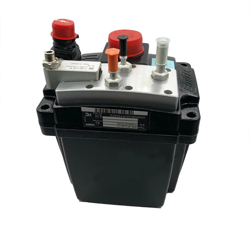 Насос мочевины в сборе 5273338 4931694 C1205710 KW100 E5273338 для Cummins Emitec| |