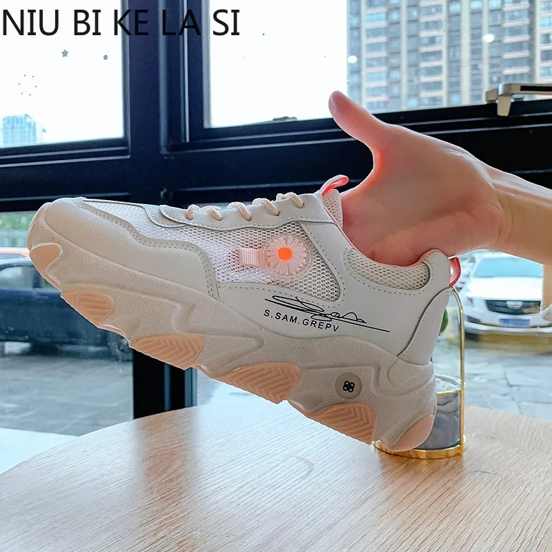 Женские массивные кроссовки на платформе 5 см Женская Повседневная