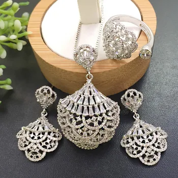 

Vanifin Fashion Jewelry Graceful Skirt Hem Circle Micro Plated Necklace with Earrings and Ring for Engagement Trendy Gift