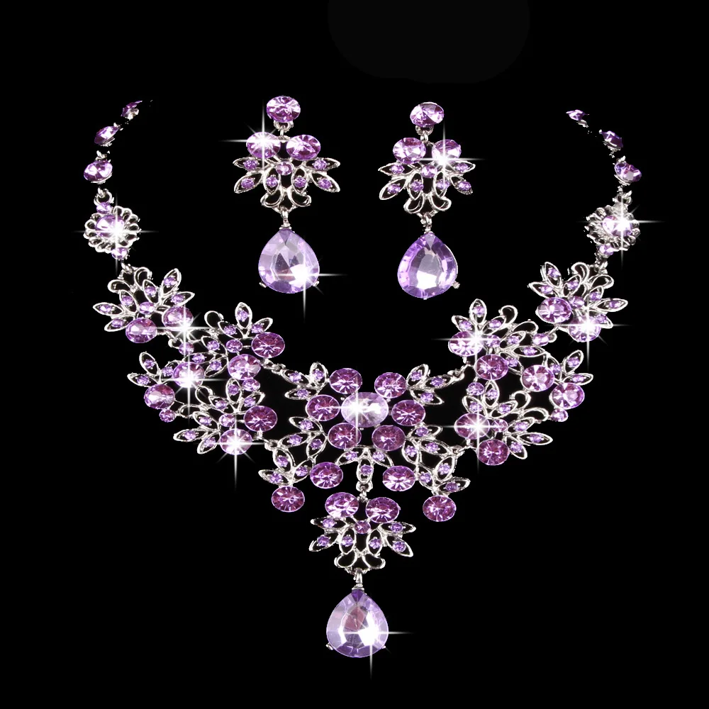 

2019 summer new bride necklace earrings two sets of jewelry wedding wedding jewelry wedding accessories
