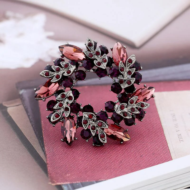 Fashion Flowers Brooch Scarf Buckle Bouquet Crystal Rhinestone Scarf Clips  for Women Jewelry - AliExpress