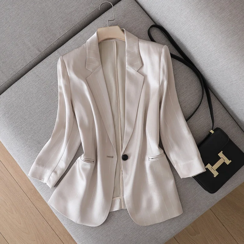 18090719776_2100595525