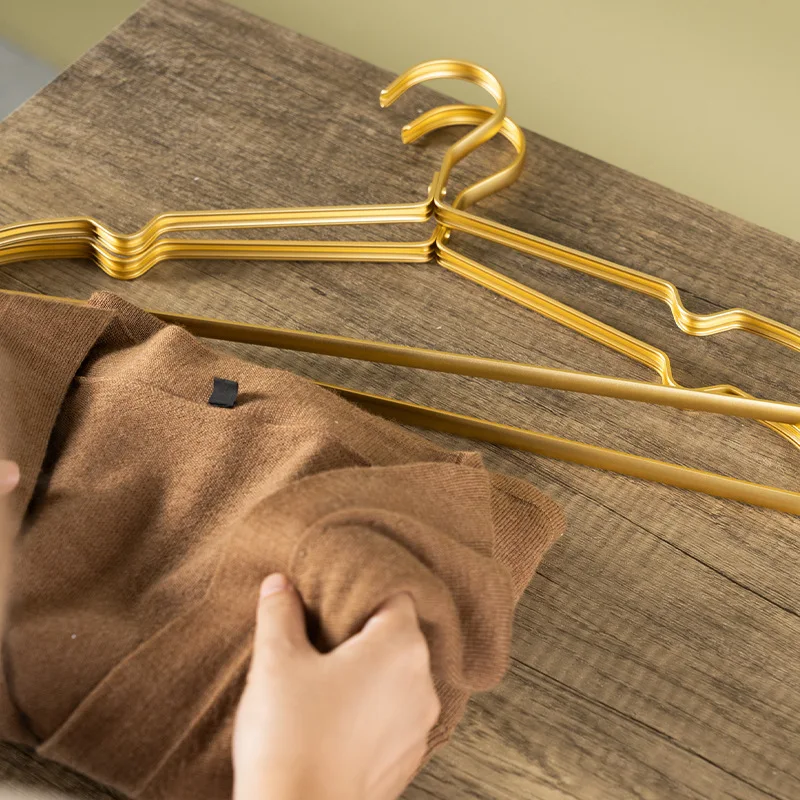 매트 골드 옷걸이, 알루미늄 합금 의류 건조 랙, 미끄럼 방지 드레스 타월 옷걸이, 옷장 정리, 5/10 개