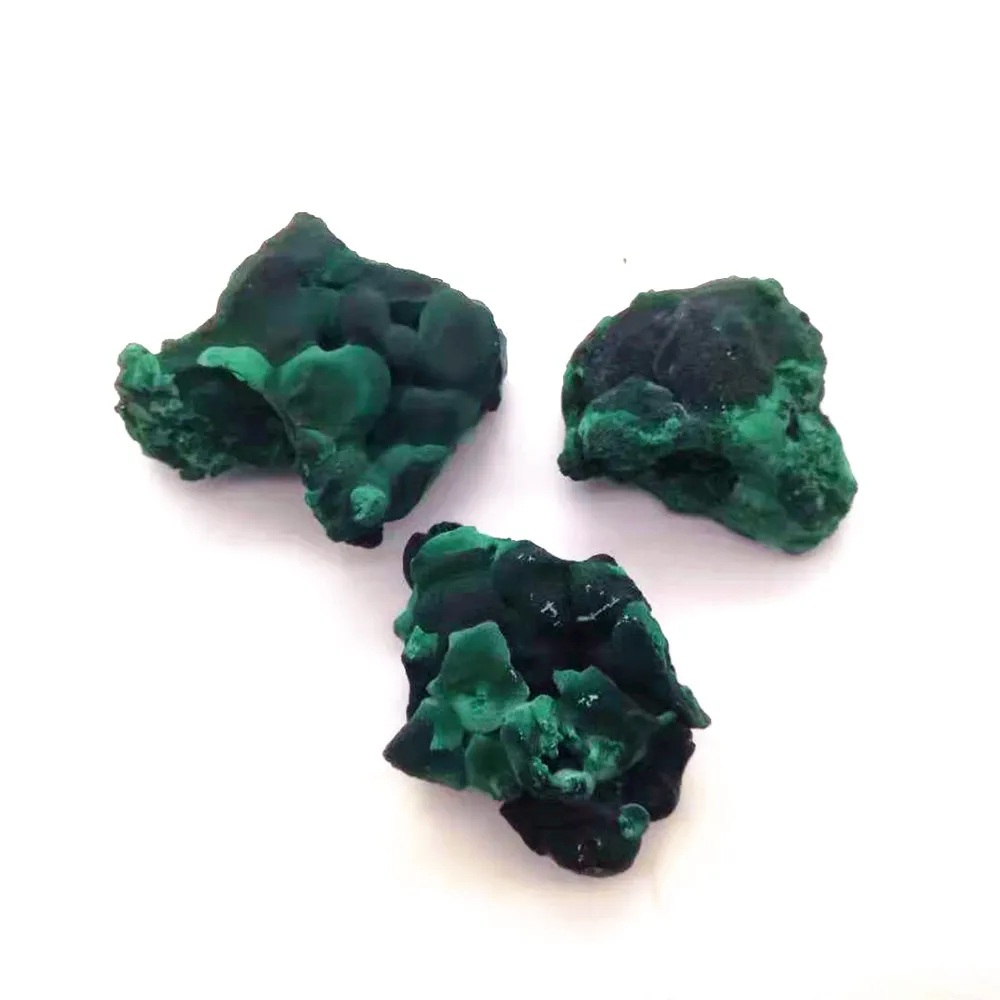Malachite mineral crystals (1)