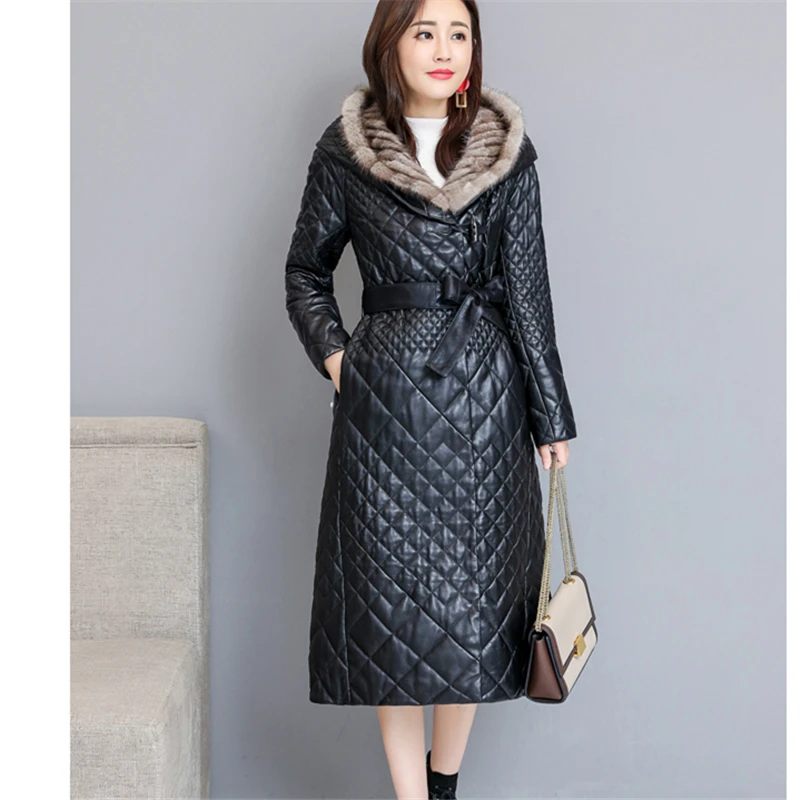 Long Section Imitation Sheepskin Coat Female Winter Fashion New Mink Fur Collar Hooded Thick Warm Leather Jacket Tide - Цвет: black