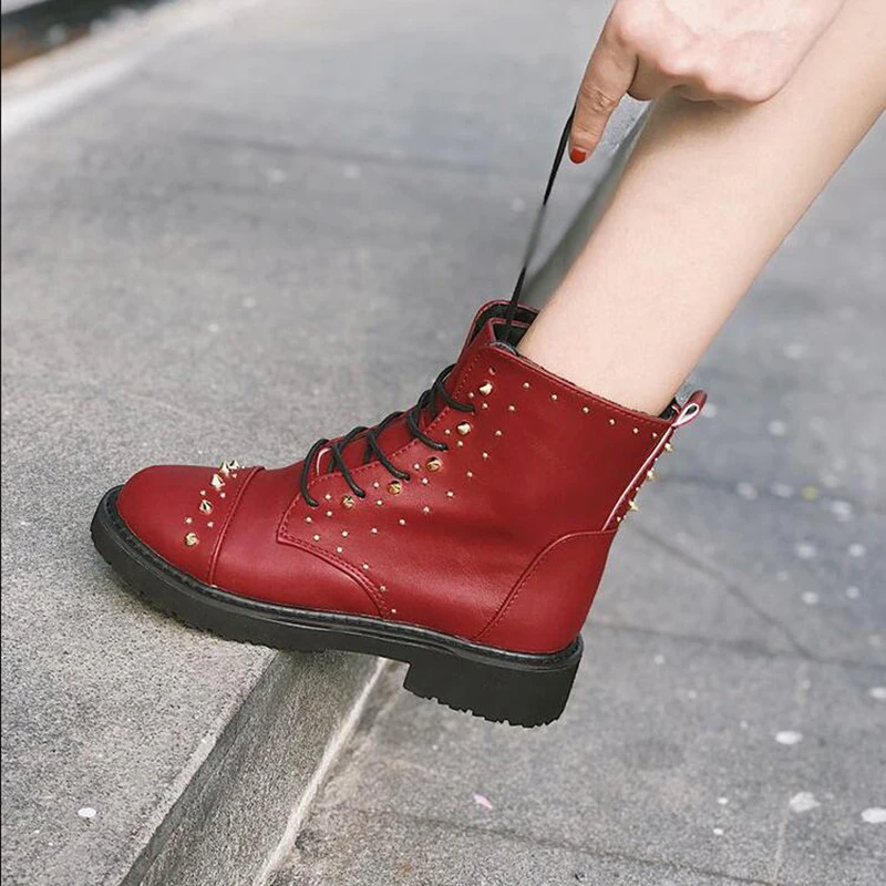 

Winter Boots Ankle Boots Women Shoes Woman Boots Fashion Flat Rivet Short Boots Booties 2019 Winter New Short Fur Warm Boots X46