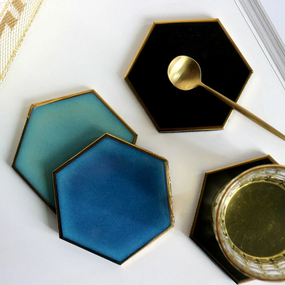 

1 PC Nordic Hexagon Gold-plated Ceramic Placemat Heat Insulation Coaster Porcelain Mats Pads Table Decoration