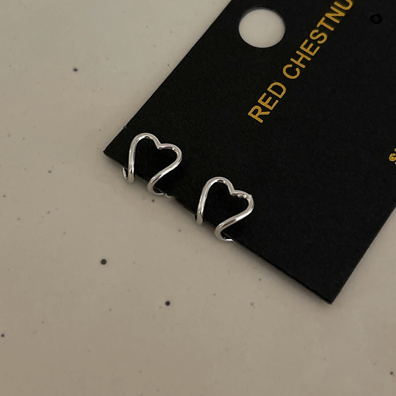 Korea Silver Color metal Geometric Heart Ear Cuff Stackable Simple C-shape Ear Clip Earrings for Women Aesthetic Jewelry ear clip earrings clip earrings ear clip ear accessories