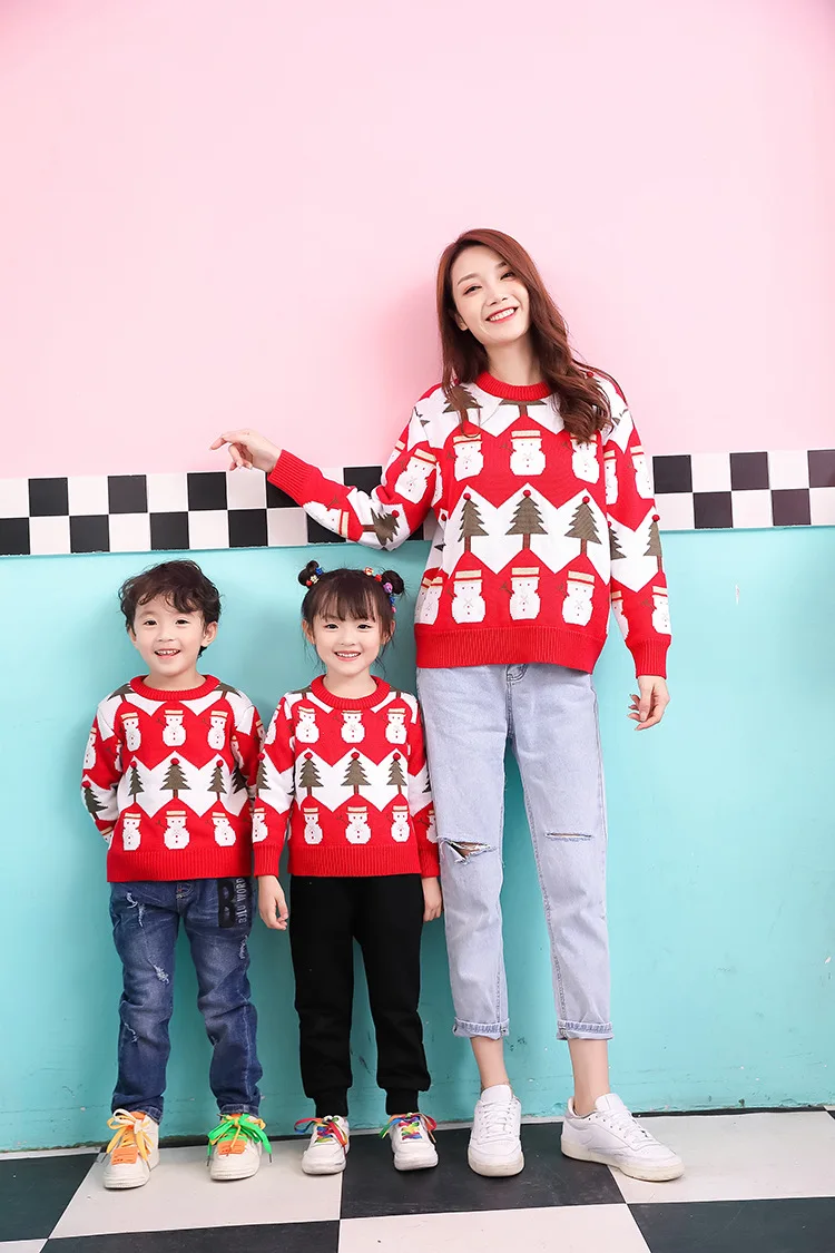 Рождественские свитера в стиле отец для мамы и дочери семейная одинаковая Семья комплекты для детей с рисунком "Снеговик", футболки детская одежда