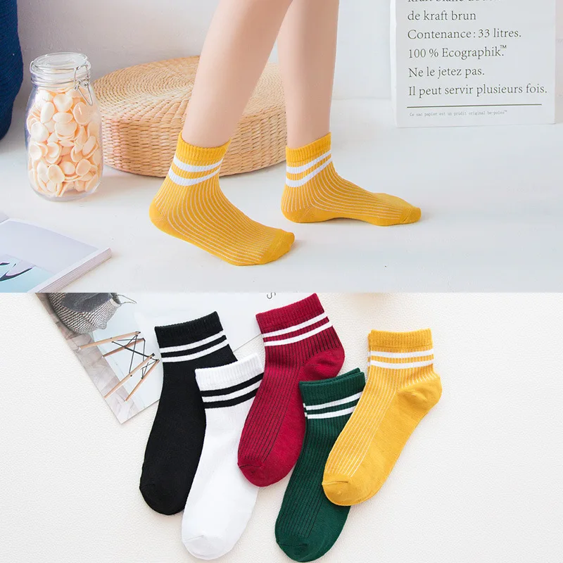 

5 pairs of fun autumn cute Japanese high school girls cotton two bars striped women's socks Harajuku designer retro socks