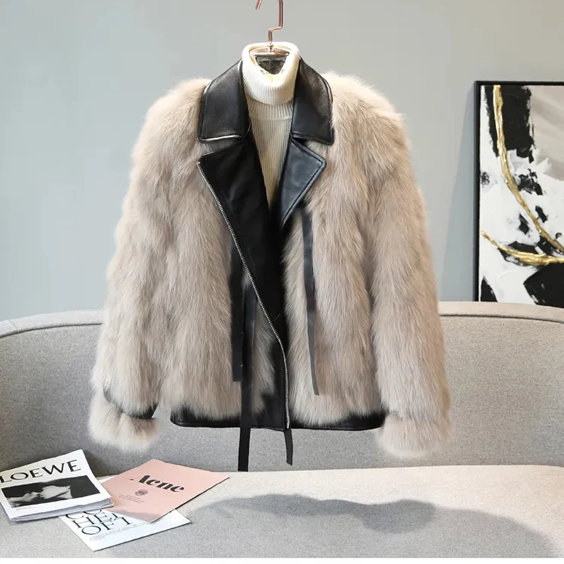 

Шуба женская зимняя из натурального Лисьего меха и овечьей кожи