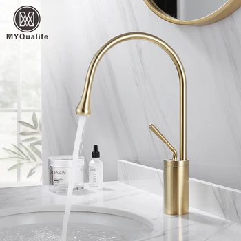 

Luxurious Brushed Gold Bathroom Basin Faucet Brass Deck Mounted White Mixer Taps Short Hot and Cold Mixer Tap