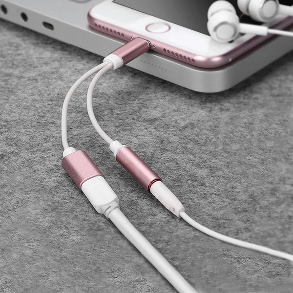 

2 In 1 Headphone Line Splitter 3.5m with 2A Fast Charge for Iphone 7 8 Plus X Audio and Charging Adapter 3.5 Aux Converters
