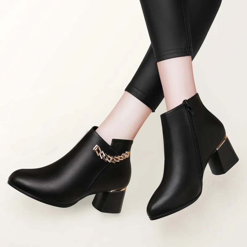 

2018 Autumn And Winter New Style round-Toe Chunky Heel Boots Metallic Decoration WOMEN'S Boots Waterproof Platform Boots Korean-