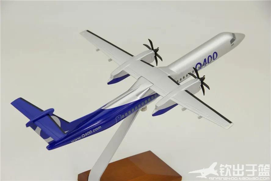 #02 1:300 De Havilland Canada DHC8-Q400 Turboprop F-toys Japan Airliner ANA 5 