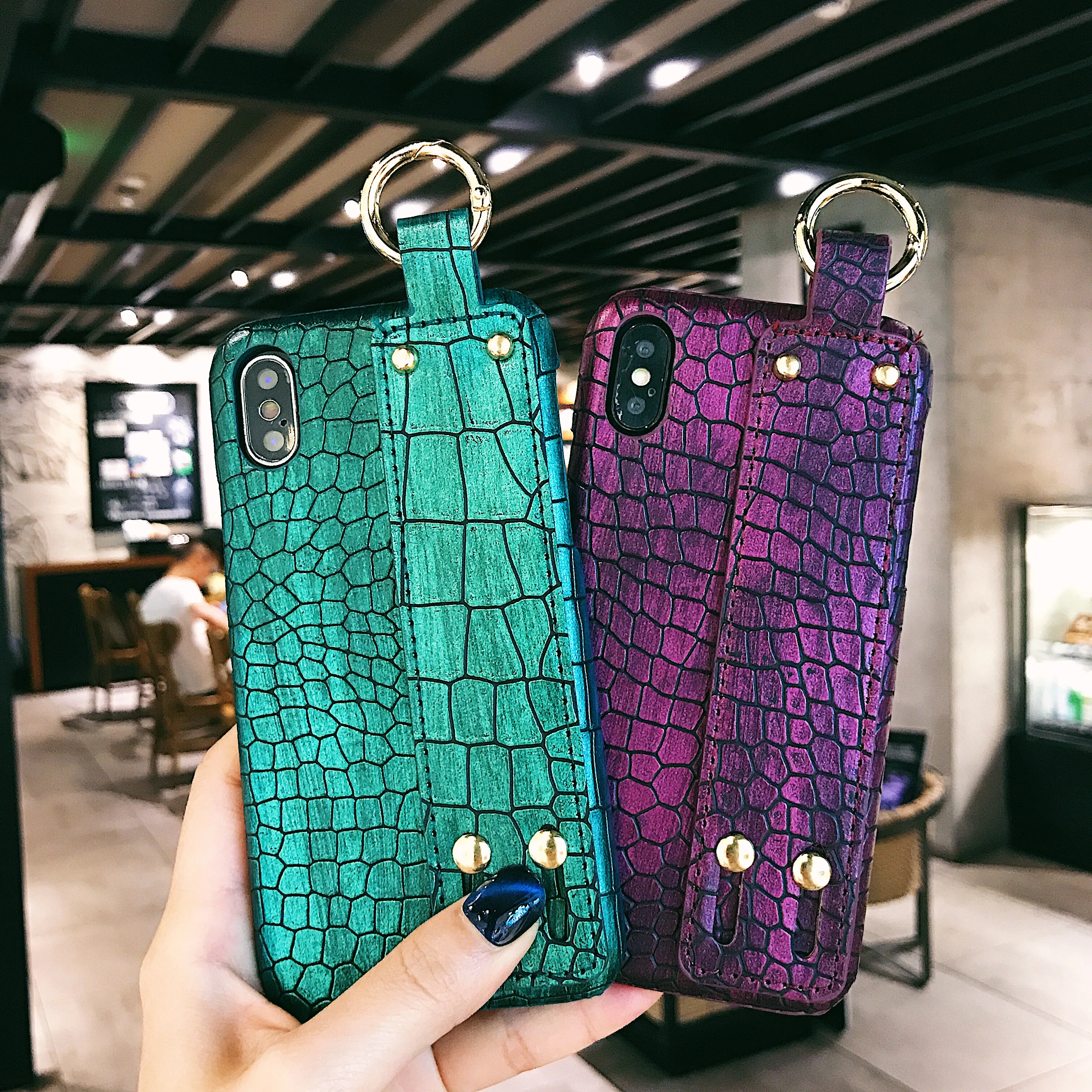 

Case For iPhone X Xr Xs Max Covers Luxury Crocodile Pattern Girly Wristband Stand Soft TPU Cases For iPhone X 7 8 6S Plus Cover