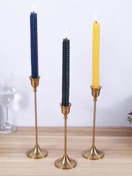 

1 /3PCS Antique Retro Gold Candlesticks Large Tall Bronze Silver Wedding Candelabra Vintage Metal Romantic Dinner Candle Holders
